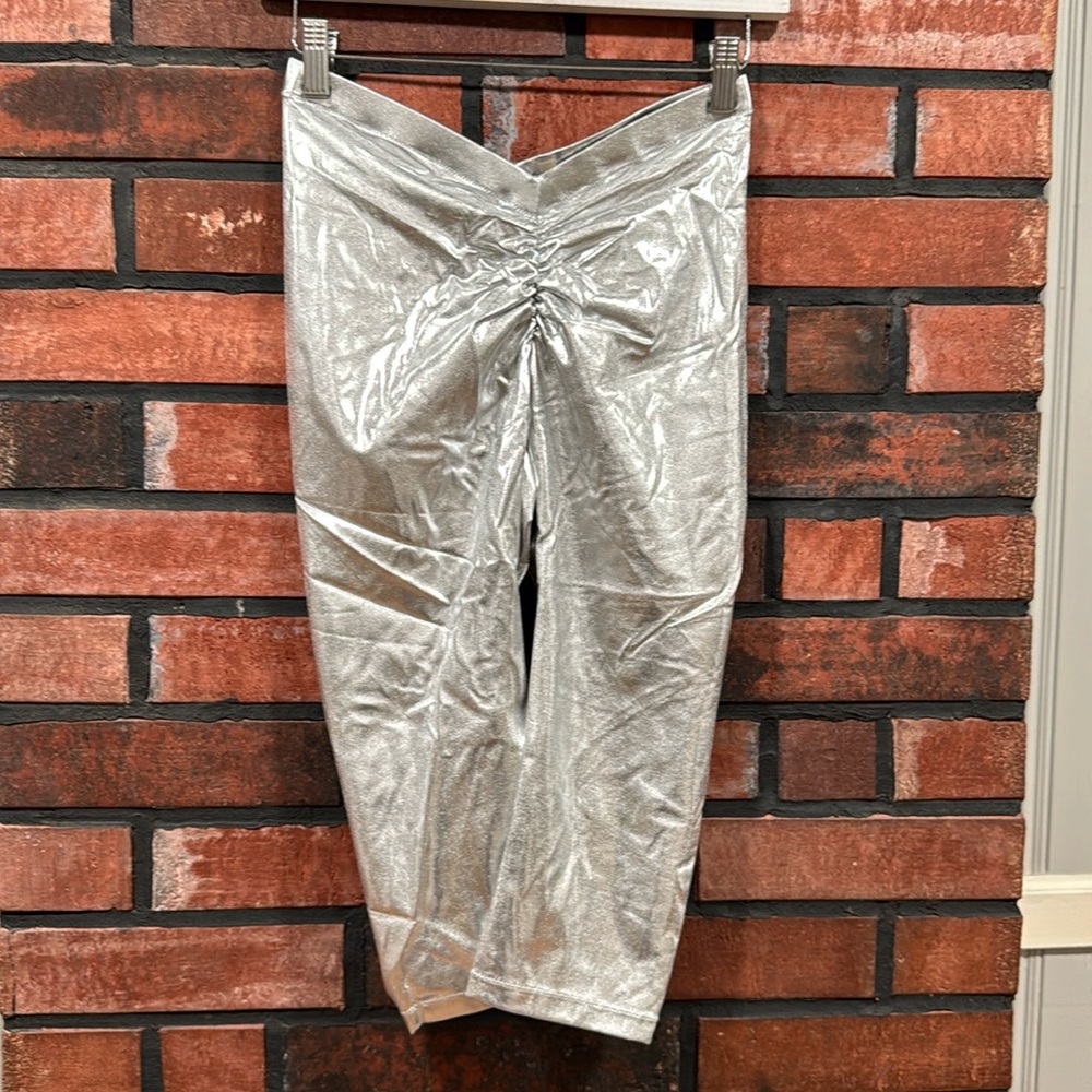 Skims Metallic Swim V Waist Pant - Picture 3 of 12
